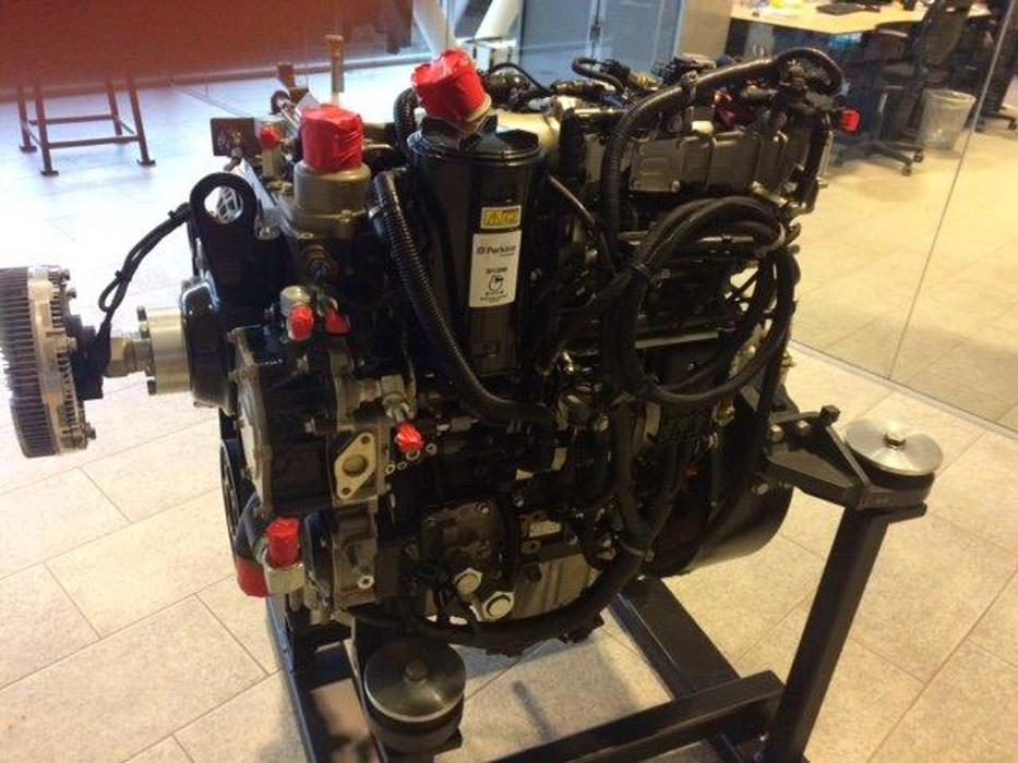 Engine Perkins 1204F for a Doosan DX165W-5