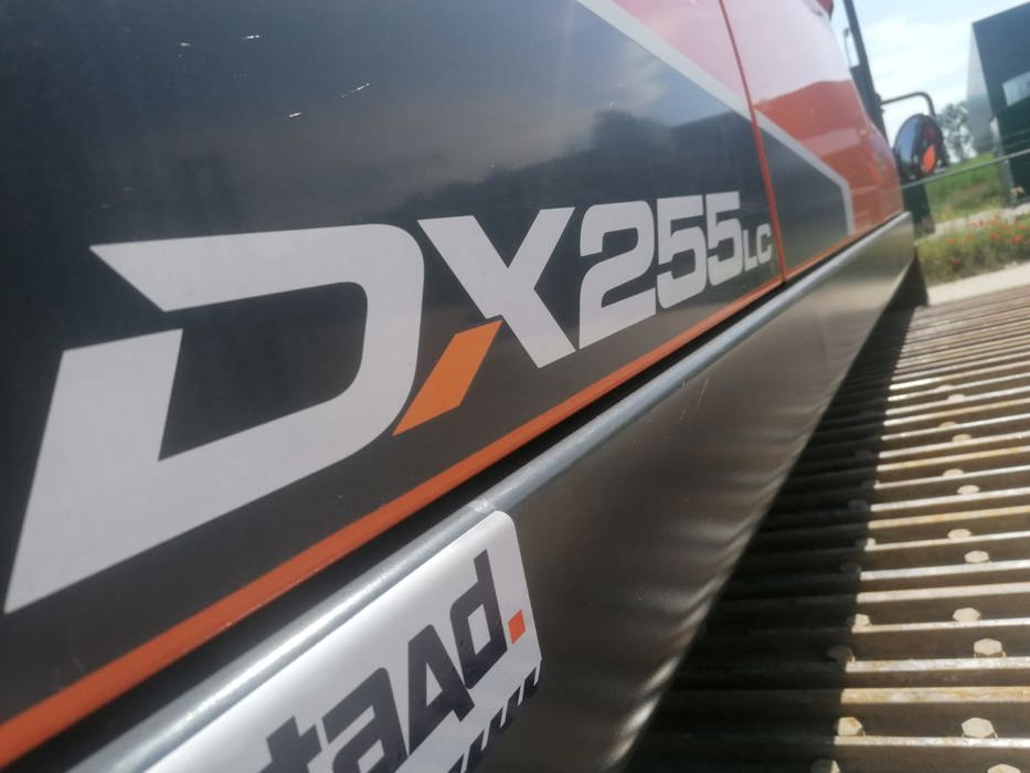 Doosan DX255LC-5